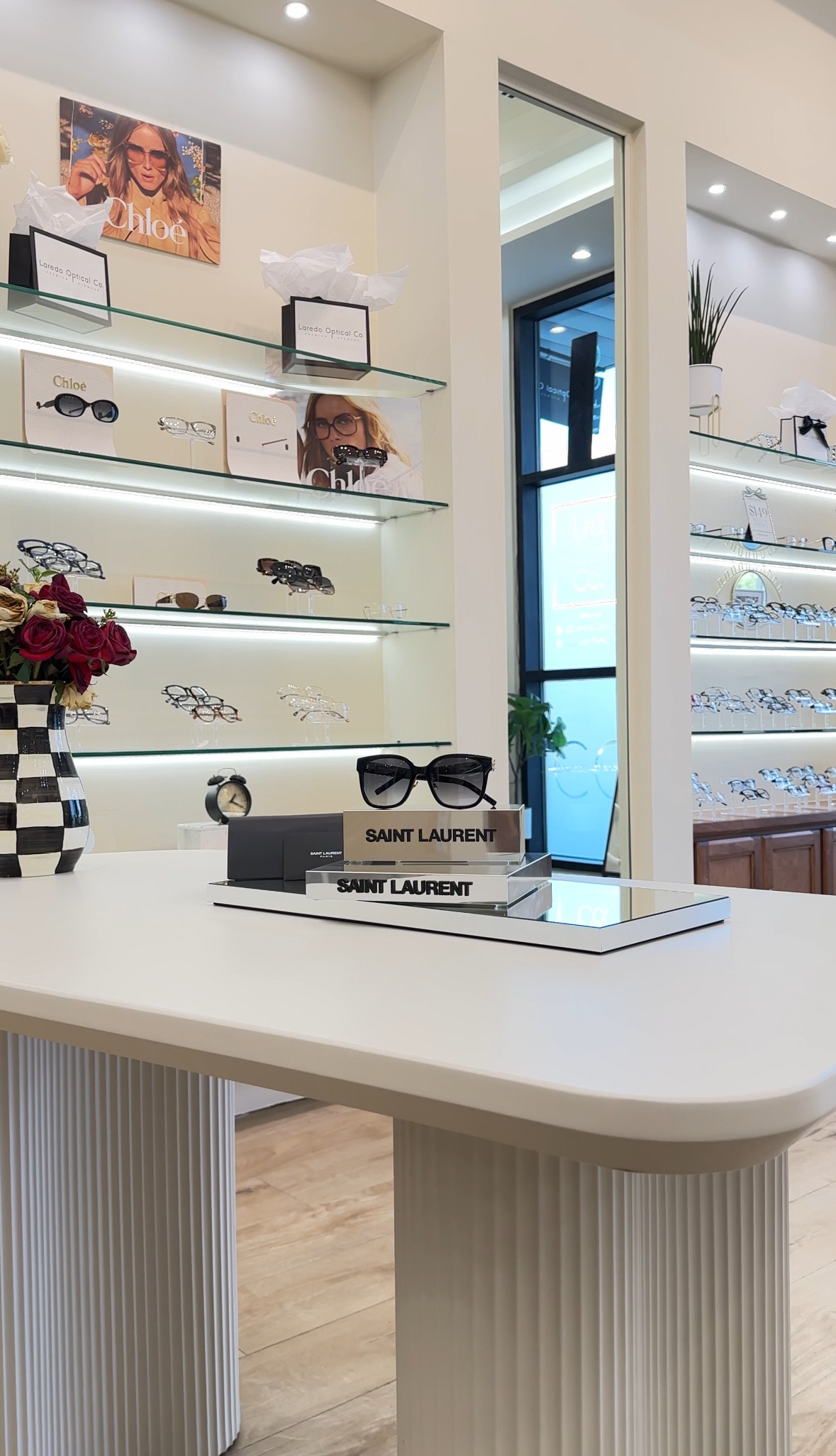 Professional Service Counter